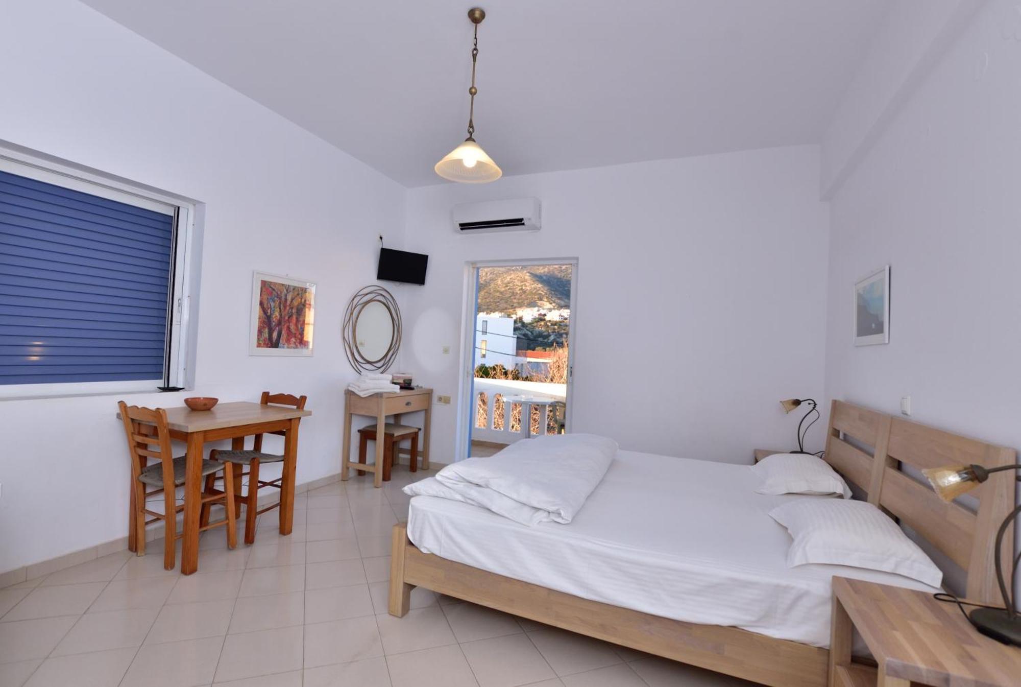 Finikas Apartment Palaiochora