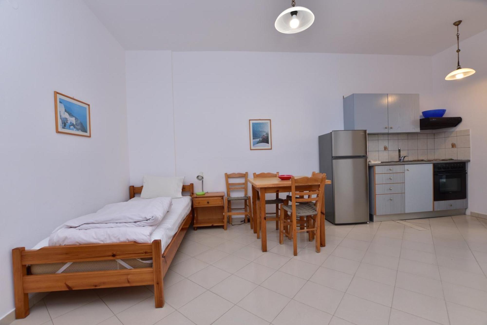Finikas Apartment Palaiochora